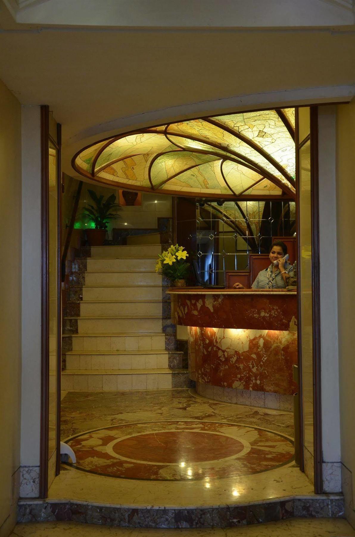 Sea Palace Hotel - Near Gateway Of India Mumbai Exterior photo